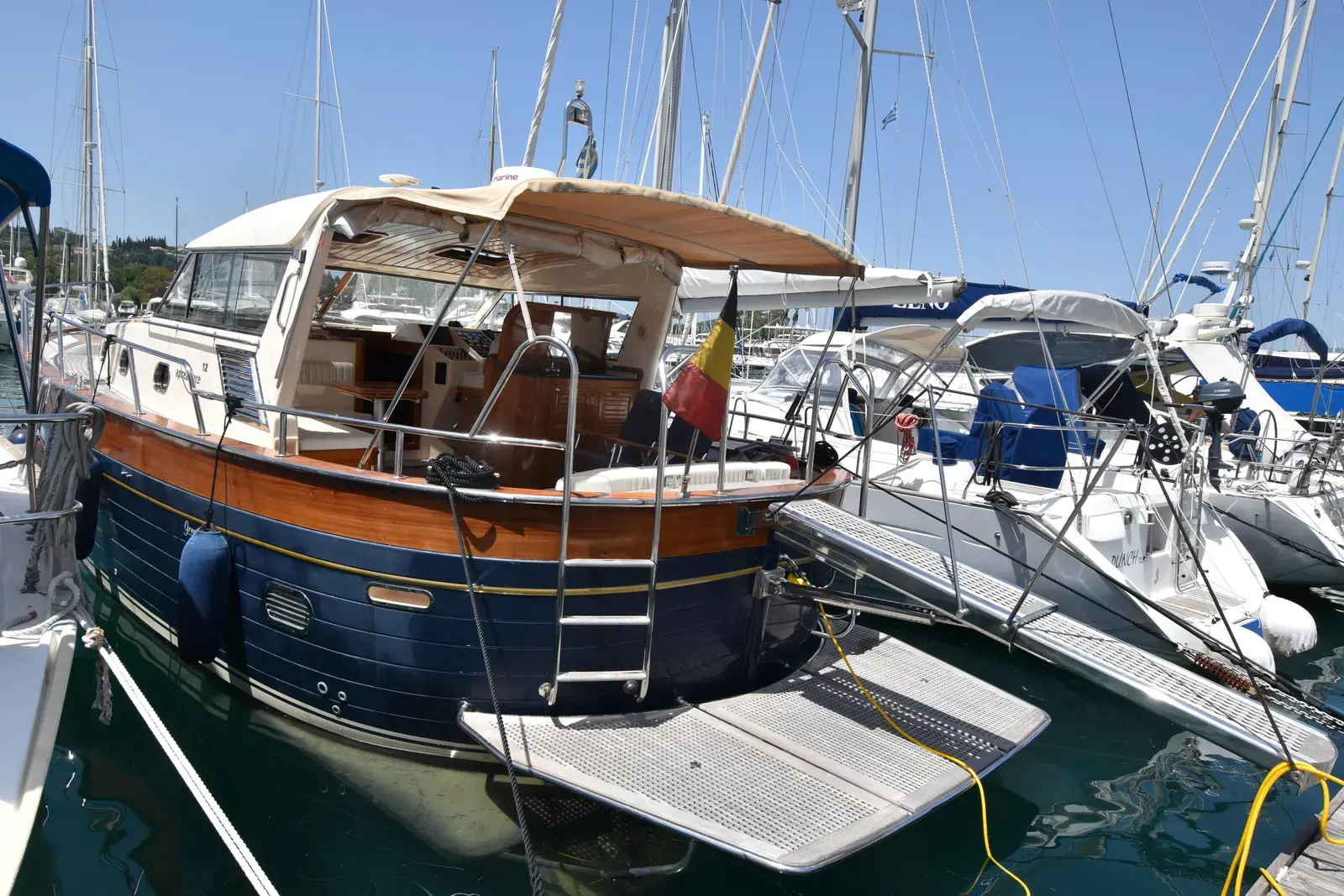 Apreamare 12 Cabinato for sale