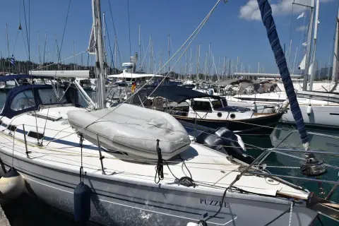 Bavaria 36 — photo 5 of 30