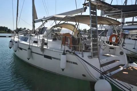 Bavaria Cruiser 51 — photo 3 of 57