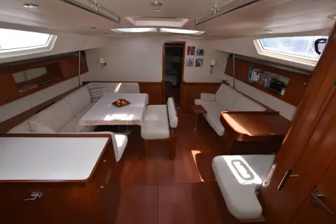 Beneteau Oceanis 54 Elegance — photo 4 of 82