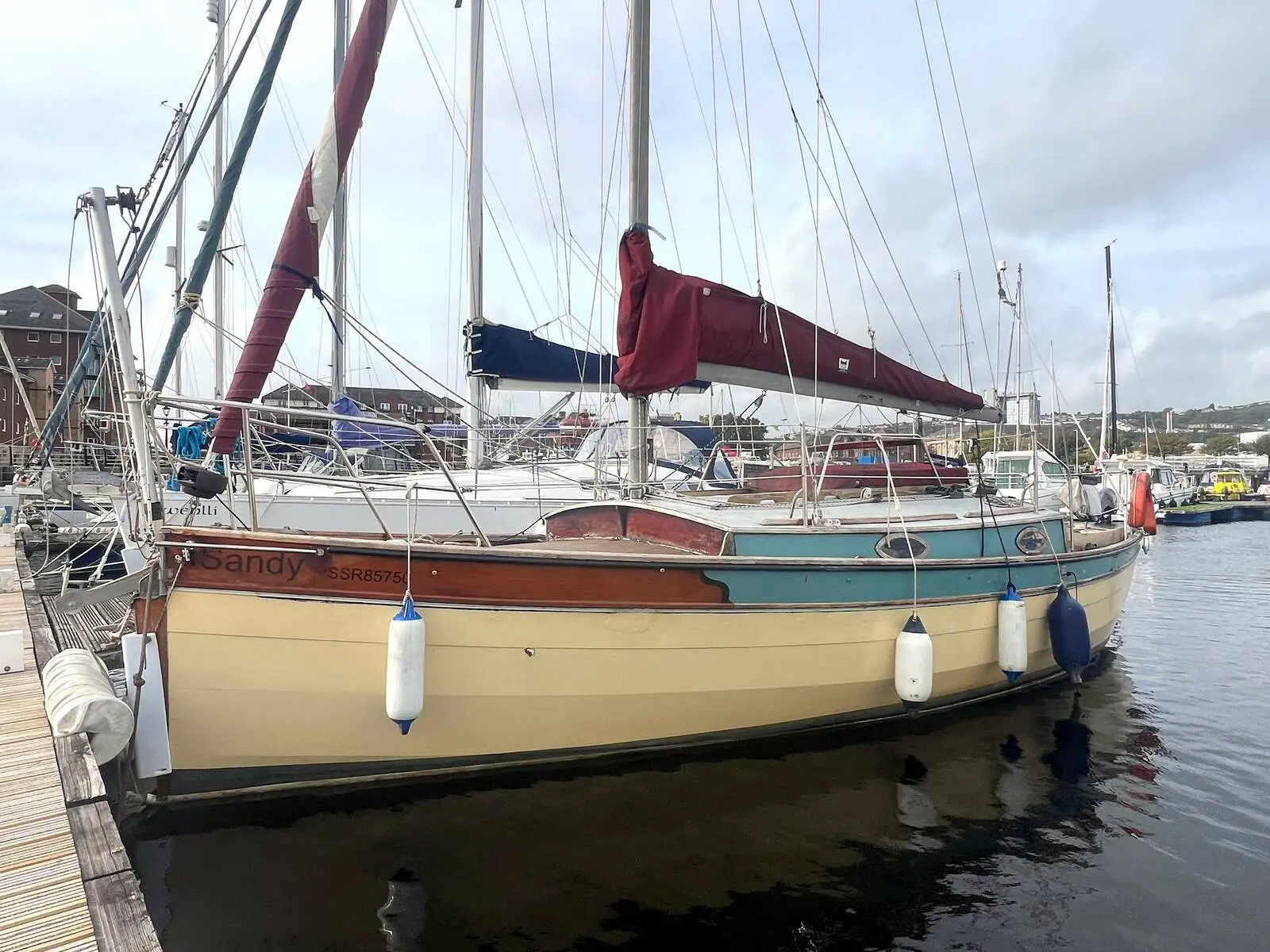 Custom Built Constructions Marines, la Trinite´ Sur Mer, Brittany Aluminum Cutter Cruiser for sale