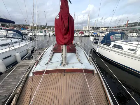 Custom Built Constructions Marines, la Trinite´ Sur Mer, Brittany Aluminum Cutter Cruiser — photo 2 of 35