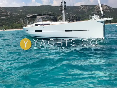 Dufour 520 Grand Large — photo 3 of 32