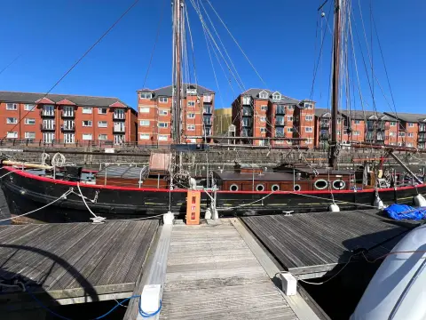 Gaff-Rigged Schooner — photo 3 of 57