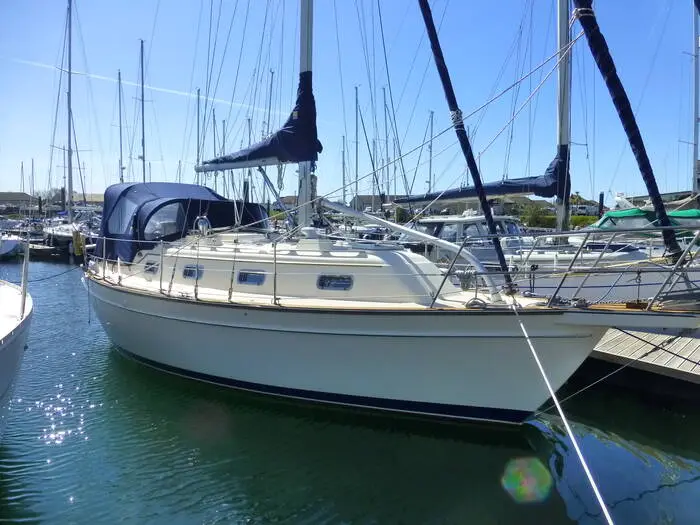 Island Packet 320 for sale