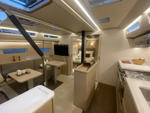 Jeanneau 55 — photo 5 of 20