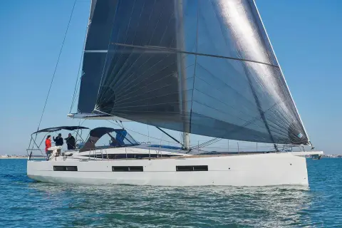 Jeanneau 60 — photo 4 of 36
