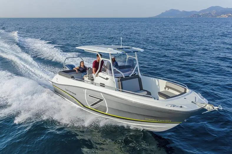 Jeanneau Cap Camarat 7.5 CC for sale