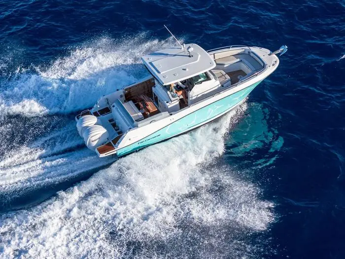 Jeanneau Cap Camarat 9.0 CC Serie 2 for sale