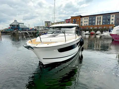 Jeanneau Merry Fisher 1095 — photo 2 of 39