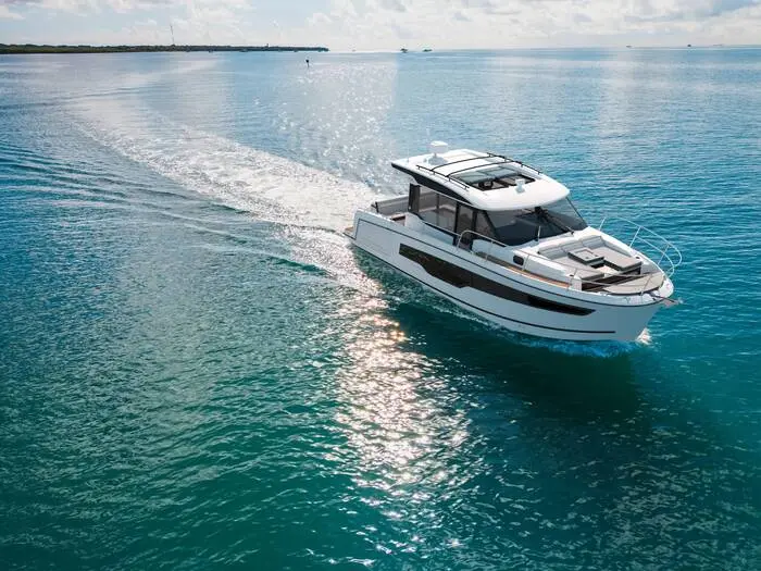 Jeanneau Merry Fisher 1095 Coupe S2 for sale