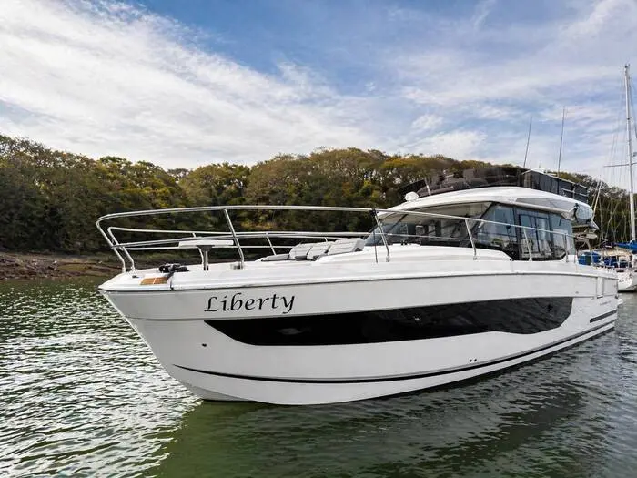 Jeanneau Merry Fisher 1295 Fly for sale