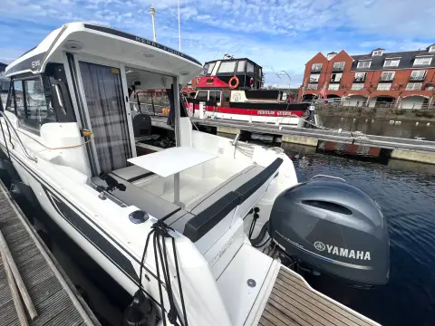 Jeanneau Merry Fisher 695 S2 — photo 3 of 27