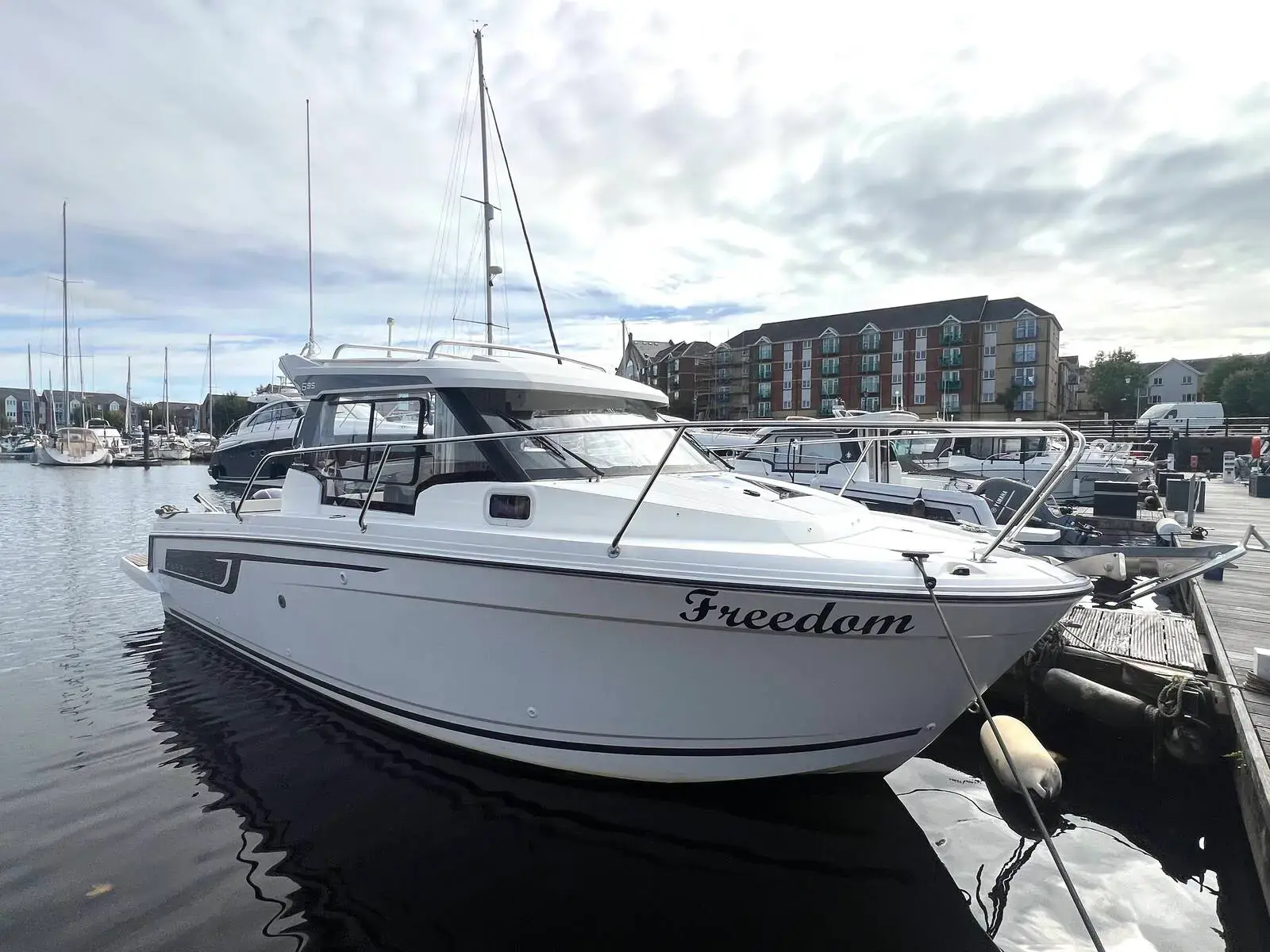 Jeanneau Merry Fisher 695 S2 for sale