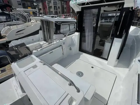 Jeanneau Merry Fisher 695 Sport — photo 3 of 22