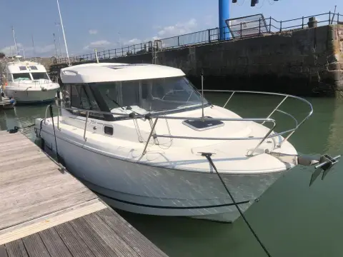 Jeanneau Merry Fisher 755 — photo 2 of 26