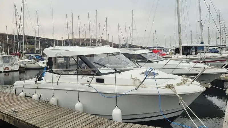 Jeanneau Merry Fisher 755 for sale