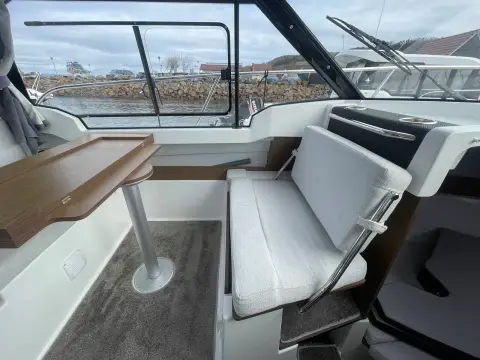 Jeanneau Merry Fisher 795 S2 Legende — photo 4 of 25