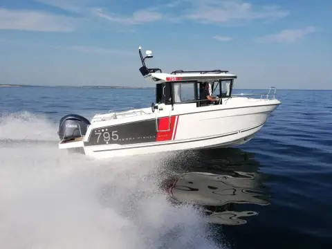 Jeanneau Merry Fisher 795 S2 Sport — photo 2 of 18
