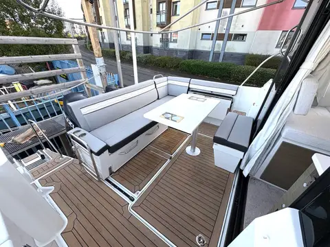 Jeanneau Merry Fisher 895 S2 — photo 4 of 28