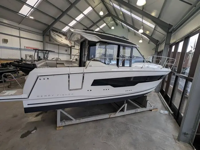 Jeanneau Merry Fisher 895 S2 for sale