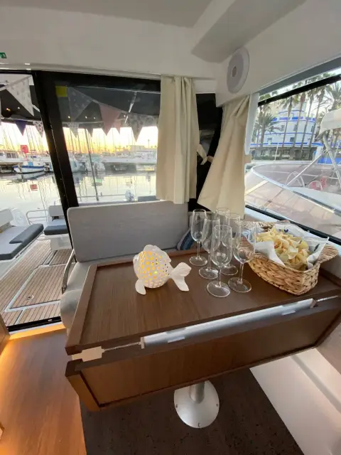 Jeanneau Merry Fisher 895 Sport — photo 5 of 38
