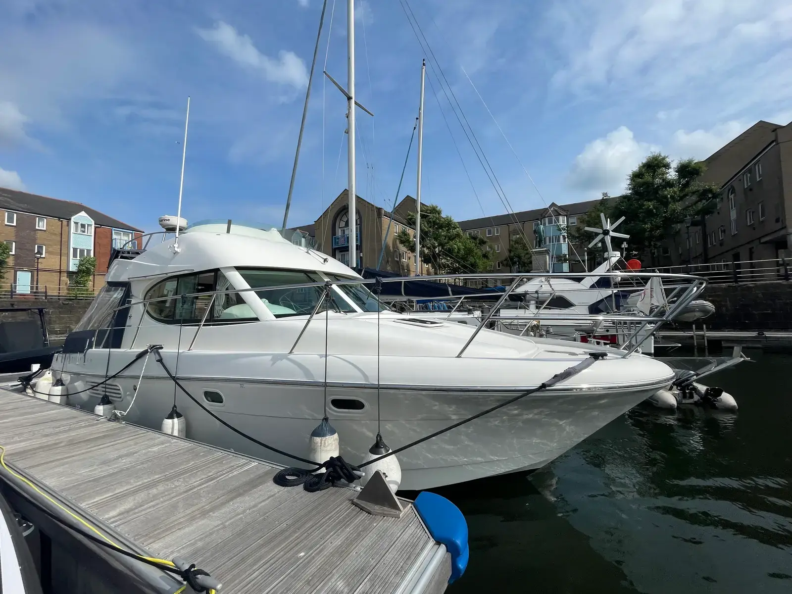 Jeanneau Prestige 32 for sale