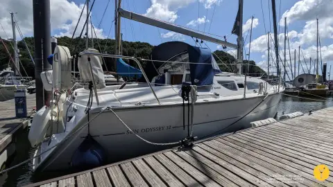 Jeanneau Sun Odyssey 32 — photo 2 of 92