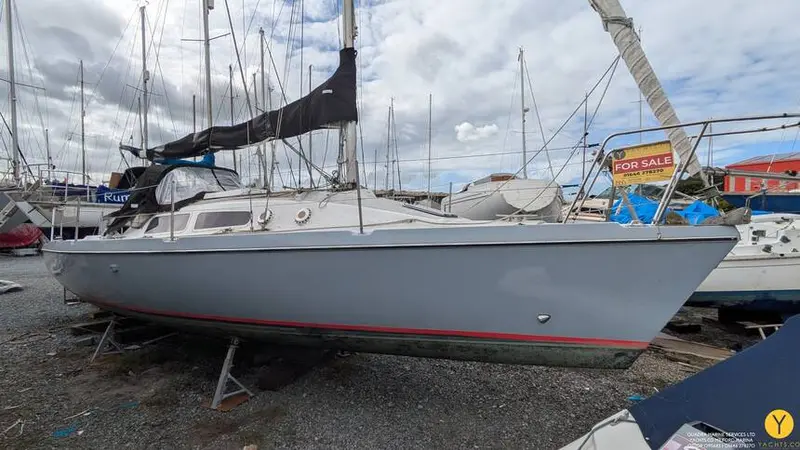 Limbo 9.9 Cruiser - Yachts Co Milford Marina - Boat Sales & Yacht Brokerage from Milford Haven, Pembrokeshire - 01646 278270 - WhatsApp 07709 095683 - milford@yachts.co