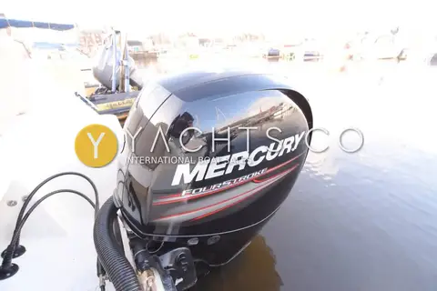 Quicksilver Activ 705 — photo 2 of 64