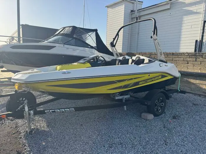 Scarab 165 for sale