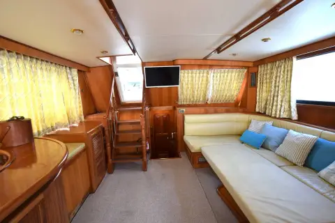 Trader Sunliner 625 — photo 4 of 51