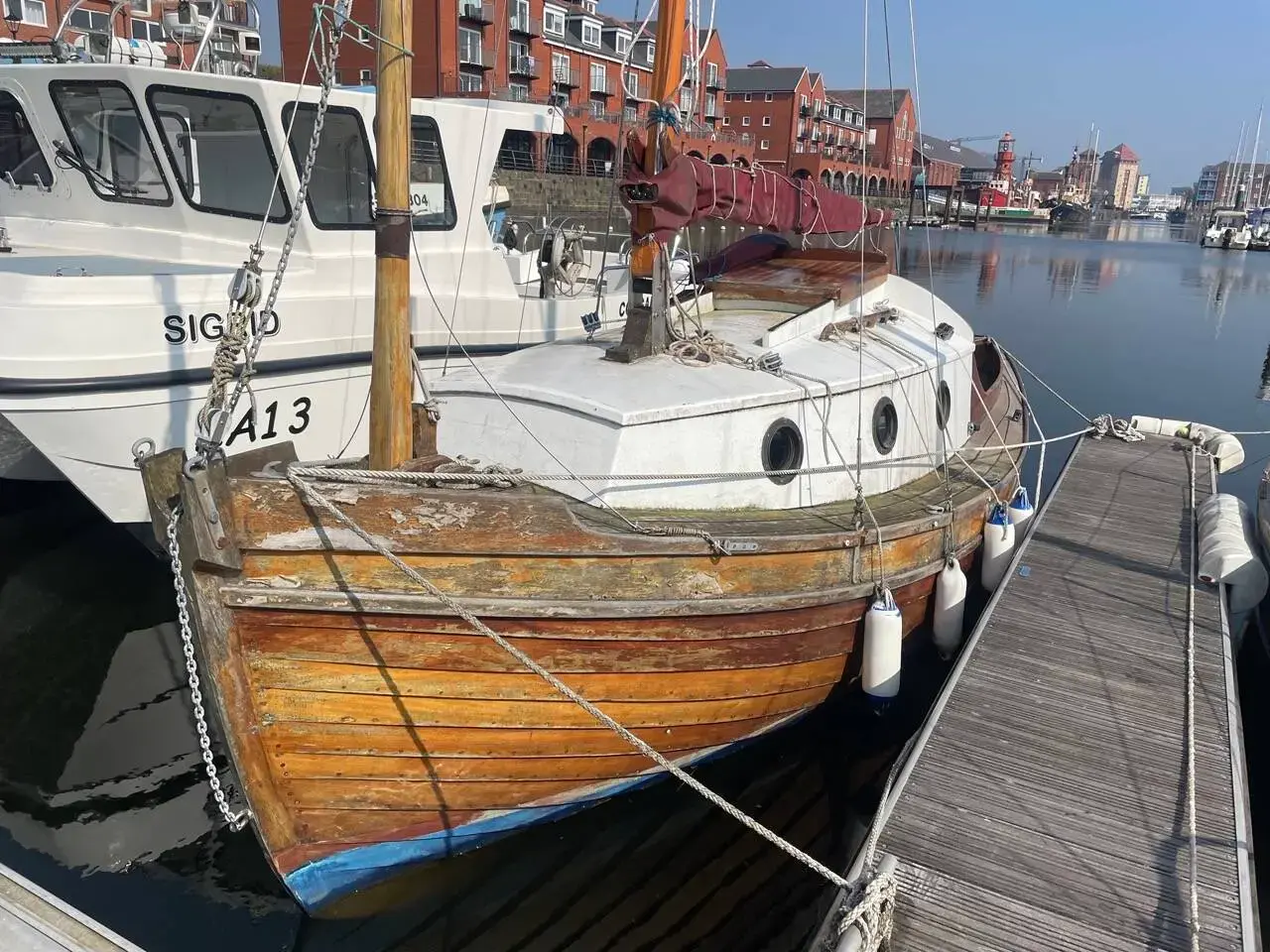 Wootton Bridge Day Sailer for sale